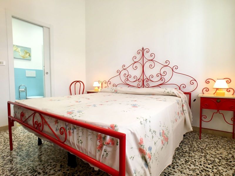 photo 12 Location entre particuliers Ugento - Torre San Giovanni appartement Pouilles Lecce (province de) chambre 1