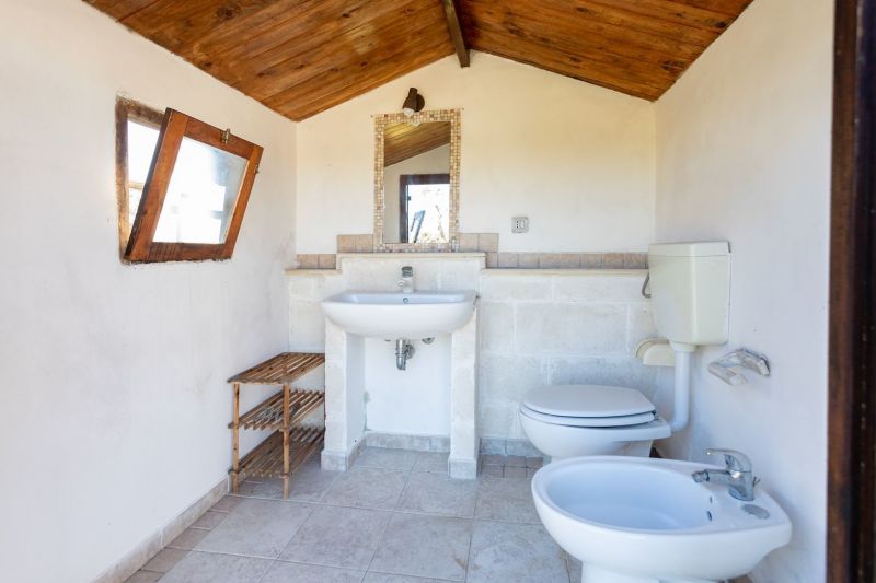 photo 24 Location entre particuliers  villa Pouilles Lecce (province de) salle de bain 2