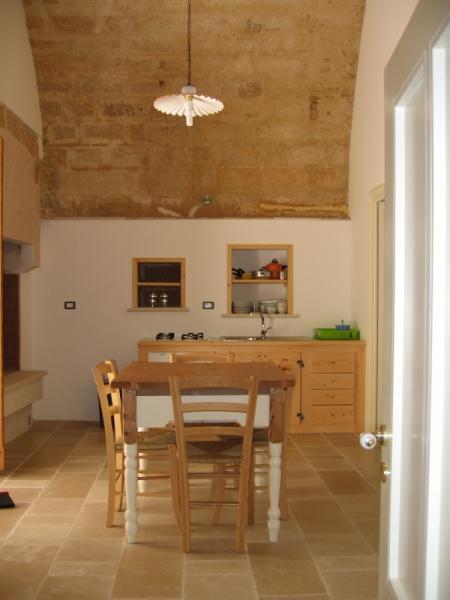 photo 2 Location entre particuliers Pescoluse appartement Pouilles Lecce (province de) Cuisine indpendante