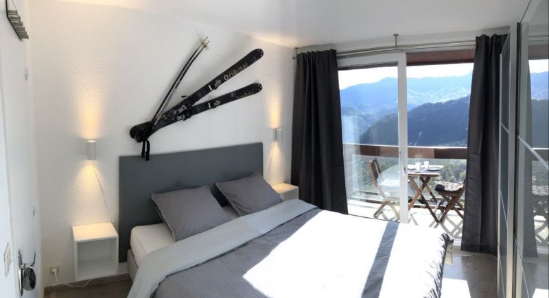 photo 5 Location entre particuliers Le Corbier appartement Rhne-Alpes Savoie chambre 1