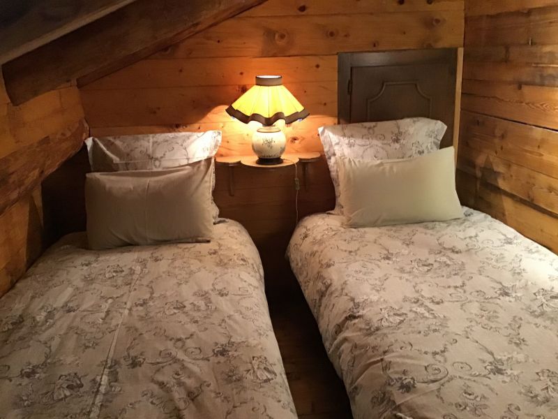 photo 10 Location entre particuliers La Clusaz appartement Rhne-Alpes Haute-Savoie chambre 1