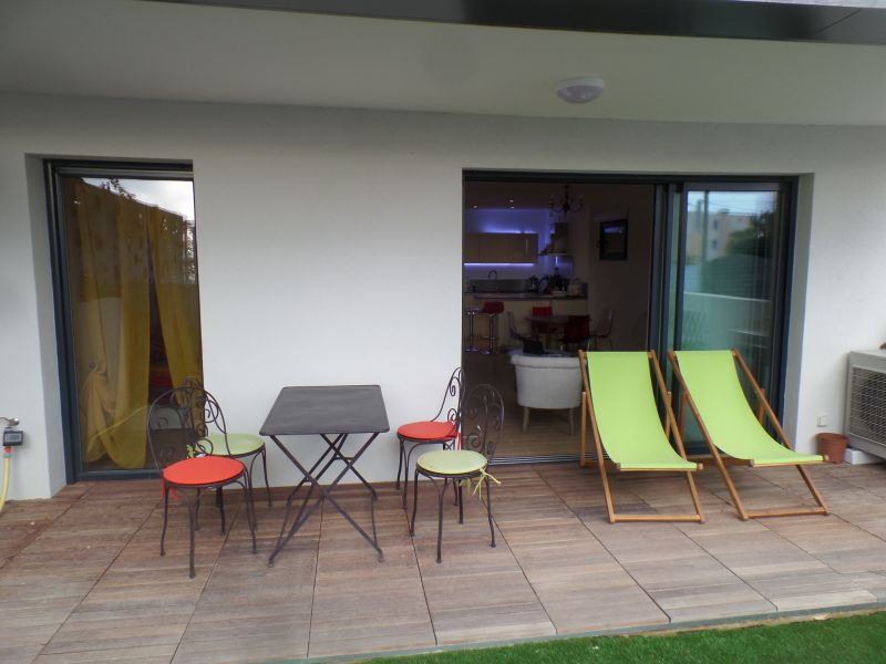 photo 6 Location entre particuliers Six Fours Les Plages appartement Provence-Alpes-Cte d'Azur Var Terrasse