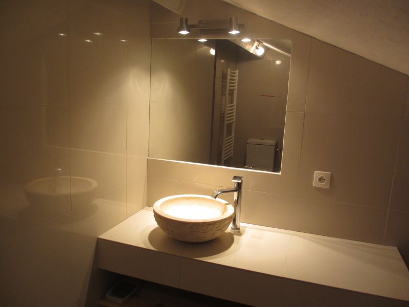 photo 18 Location entre particuliers Sainte Maxime maison Provence-Alpes-Cte d'Azur Var salle de bain 2