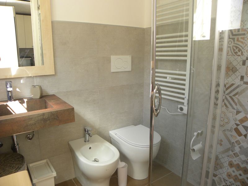 photo 24 Location entre particuliers Lumio appartement Corse Haute-Corse salle de bain