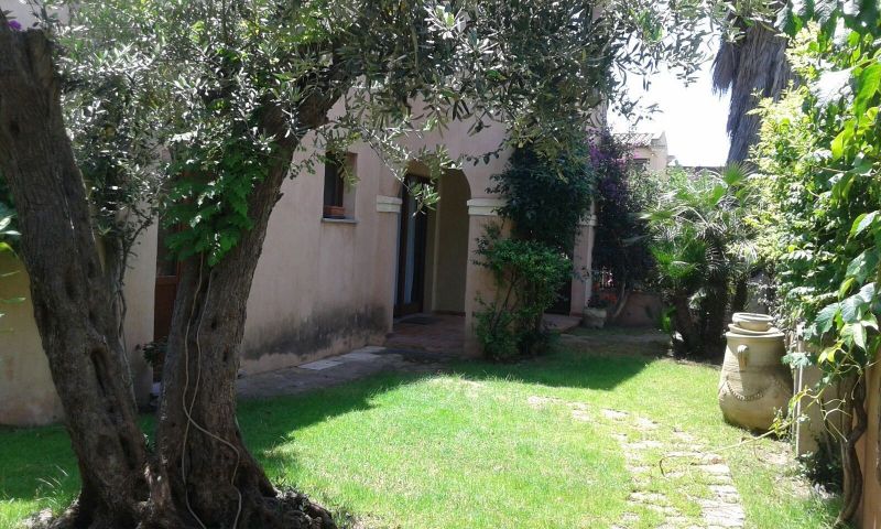 photo 23 Location entre particuliers Villasimius appartement Sardaigne Cagliari (province de) Jardin