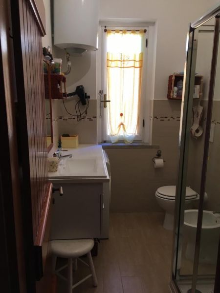 photo 17 Location entre particuliers Stintino appartement Sardaigne Sassari (province de) salle de bain