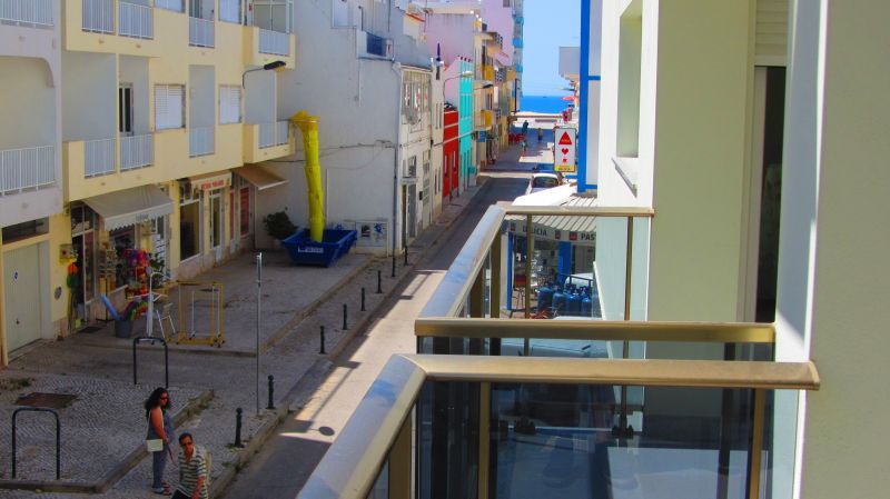 photo 1 Location entre particuliers Armao de Pera appartement Algarve  Vue du balcon