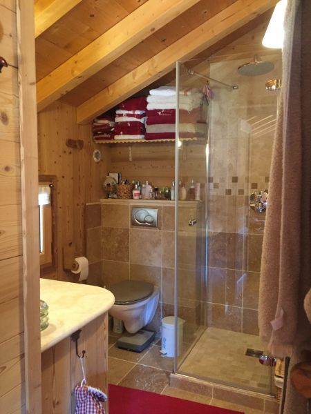photo 8 Location entre particuliers Praz de Lys Sommand appartement Rhne-Alpes Haute-Savoie salle de bain 2