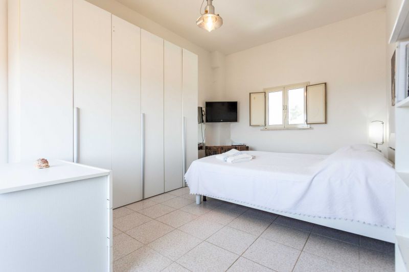 photo 13 Location entre particuliers Ugento - Torre San Giovanni studio Pouilles Lecce (province de) chambre