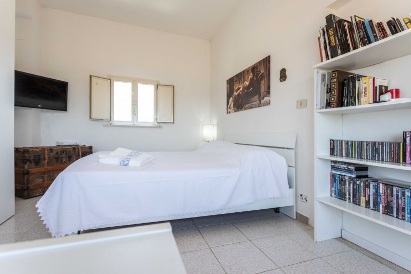 photo 14 Location entre particuliers Ugento - Torre San Giovanni studio Pouilles Lecce (province de) chambre