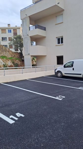 photo 11 Location entre particuliers Ile Rousse appartement Corse Haute-Corse Parking