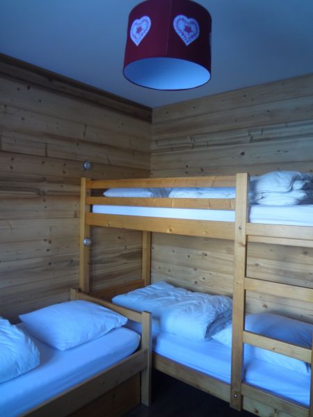 photo 11 Location entre particuliers Praz de Lys Sommand appartement Rhne-Alpes Haute-Savoie chambre 2