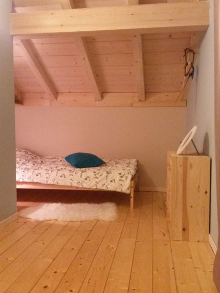 photo 8 Location entre particuliers Morillon Grand Massif chalet Rhne-Alpes Haute-Savoie chambre 2