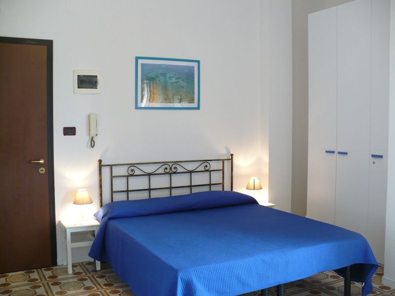 photo 2 Location entre particuliers Montesilvano Marina studio Abruzzes Pescara (province de) chambre 1