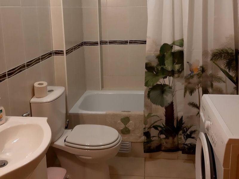 photo 17 Location entre particuliers Quarteira appartement Algarve  salle de bain