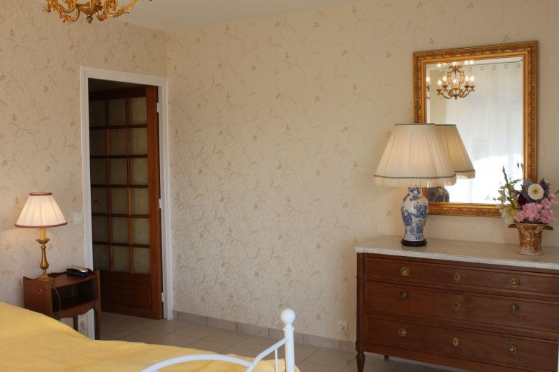 photo 14 Location entre particuliers Cabourg appartement Basse-Normandie Calvados chambre 2