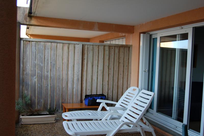 photo 8 Location entre particuliers Hourtin appartement Aquitaine Gironde Terrasse