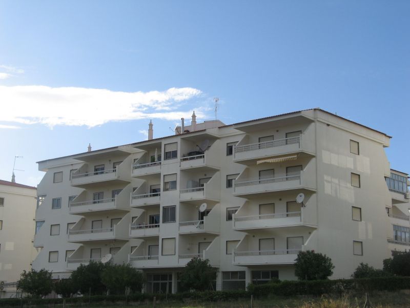 photo 0 Location entre particuliers Quarteira appartement Algarve  Vue extrieure de la location
