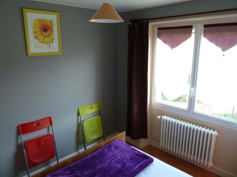 photo 16 Location entre particuliers La Bourboule maison Auvergne Puy-de-Dme chambre 2