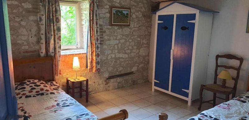 photo 21 Location entre particuliers Tournon d'Agenais gite Aquitaine Lot et Garonne chambre 1