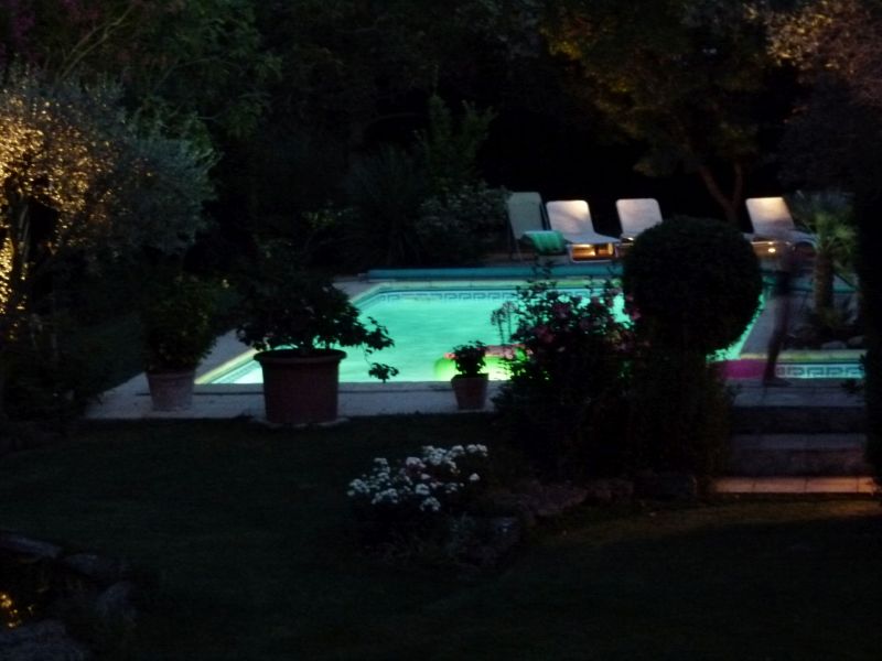 photo 7 Location entre particuliers Salon de Provence gite Provence-Alpes-Cte d'Azur Bouches du Rhne Piscine