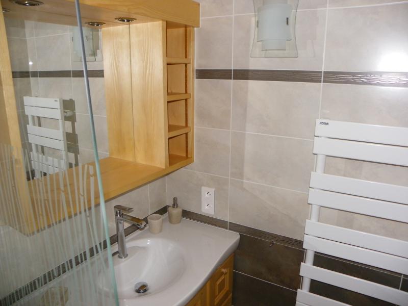 photo 9 Location entre particuliers Mribel appartement Rhne-Alpes Savoie salle de bain