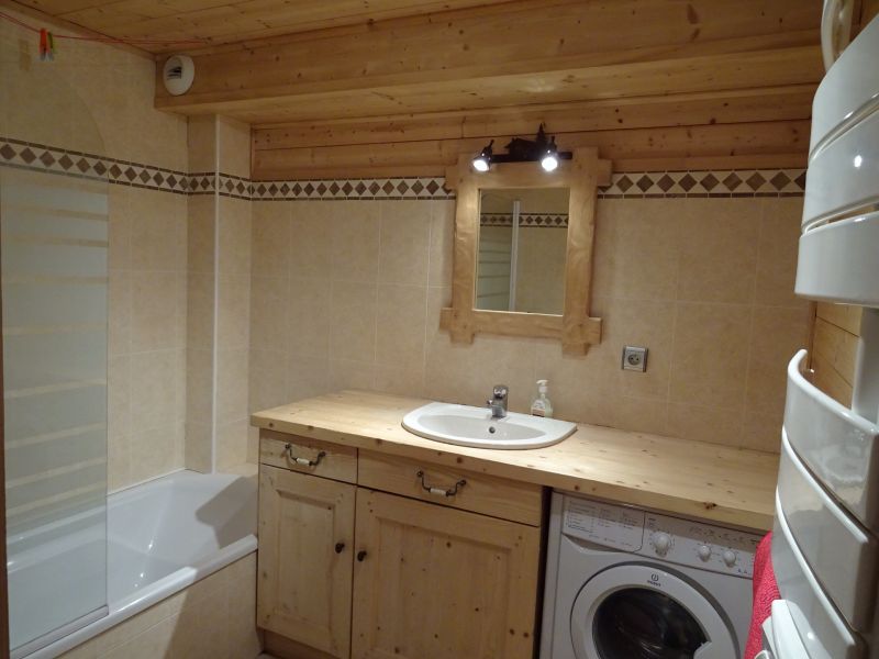 photo 8 Location entre particuliers Morzine appartement Rhne-Alpes Haute-Savoie salle de bain