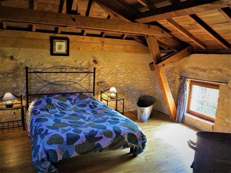 photo 19 Location entre particuliers Monpazier maison Aquitaine Dordogne chambre 1