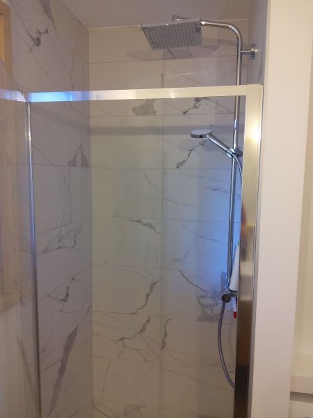 photo 17 Location entre particuliers Saint Gervais Mont-Blanc appartement Rhne-Alpes Haute-Savoie salle de bain