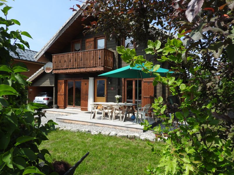 photo 20 Location entre particuliers La joue du Loup chalet Provence-Alpes-Cte d'Azur Hautes-Alpes Jardin