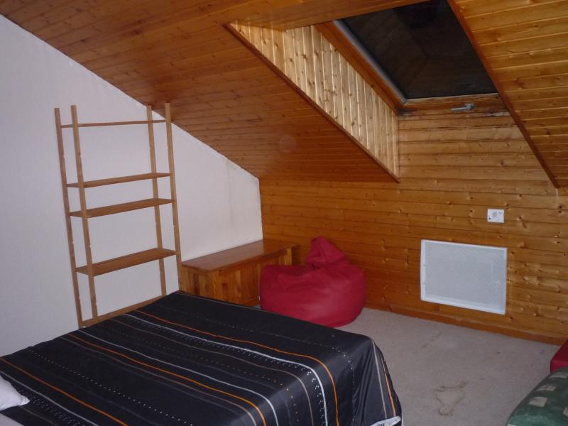 photo 15 Location entre particuliers La joue du Loup appartement Provence-Alpes-Cte d'Azur Hautes-Alpes chambre 3