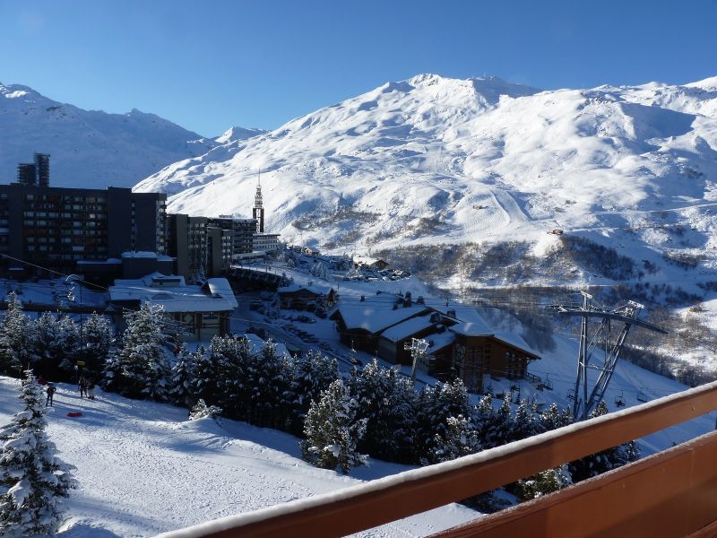 photo 2 Location entre particuliers Les Menuires appartement Rhne-Alpes Savoie Vue du balcon