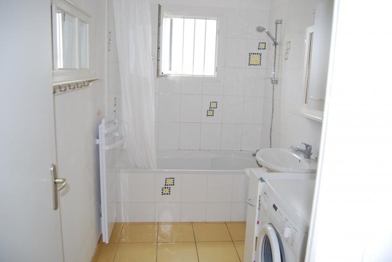 photo 4 Location entre particuliers Saint Cast Le Guildo maison Bretagne Ctes d'Armor salle de bain