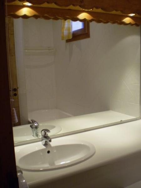 photo 8 Location entre particuliers Valmorel appartement Rhne-Alpes Savoie salle de bain