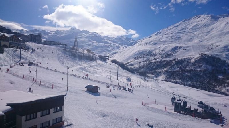 photo 2 Location entre particuliers Les Menuires studio Rhne-Alpes Savoie Vue du balcon