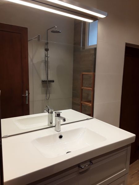 photo 13 Location entre particuliers Montgenvre appartement Provence-Alpes-Cte d'Azur Hautes-Alpes salle de bain