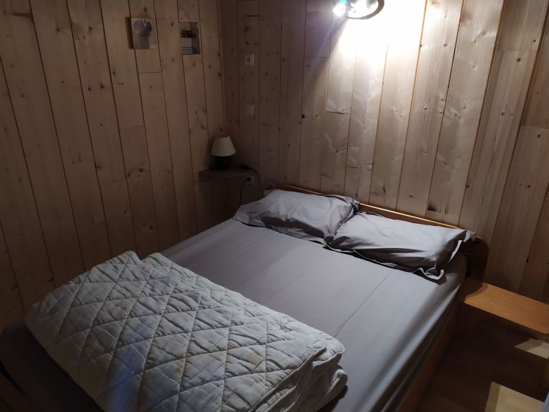 photo 9 Location entre particuliers Les Contamines Montjoie chalet Rhne-Alpes Haute-Savoie chambre 4