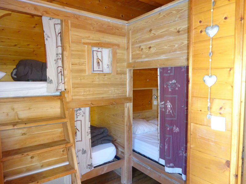 photo 11 Location entre particuliers Les Orres chalet Provence-Alpes-Cte d'Azur Hautes-Alpes chambre 2