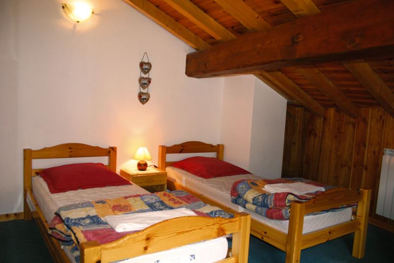 photo 4 Location entre particuliers La Plagne chalet Rhne-Alpes Savoie chambre 4