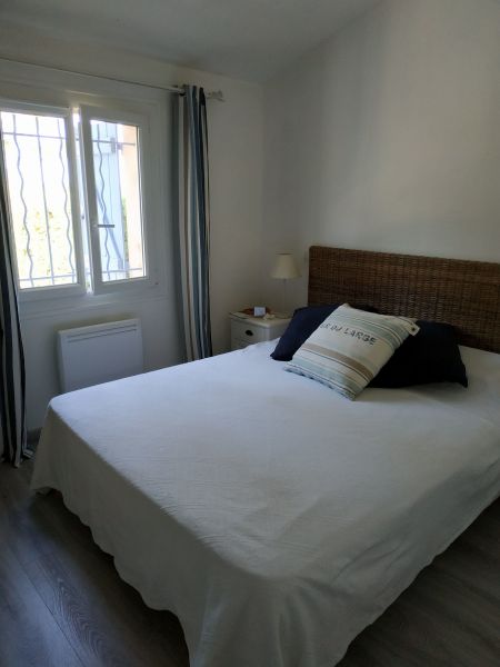 photo 12 Location entre particuliers Sainte Maxime maison Provence-Alpes-Cte d'Azur Var chambre 1