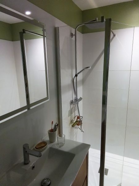 photo 20 Location entre particuliers Sainte Maxime maison Provence-Alpes-Cte d'Azur Var salle de bain