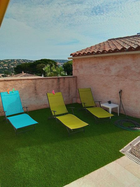 photo 5 Location entre particuliers Sainte Maxime maison Provence-Alpes-Cte d'Azur Var Vue de la terrasse