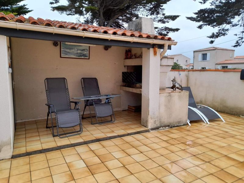 photo 2 Location entre particuliers Saint Denis d'Olron maison Poitou-Charentes Charente-Maritime Vue de la terrasse