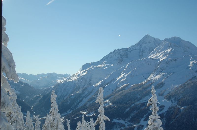 photo 0 Location entre particuliers La Rosire 1850 studio Rhne-Alpes Savoie Vue du balcon