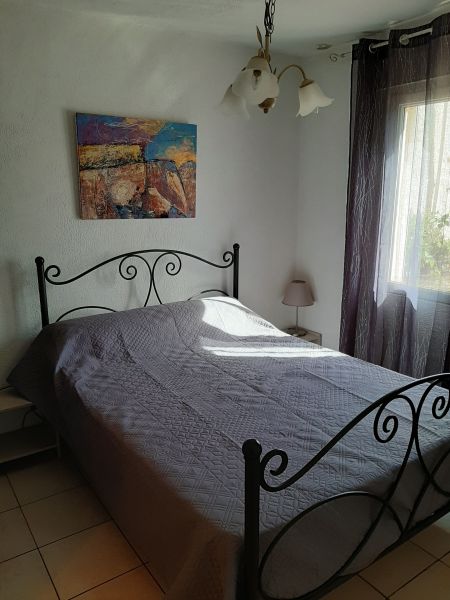 photo 11 Location entre particuliers Bandol appartement Provence-Alpes-Cte d'Azur Var chambre