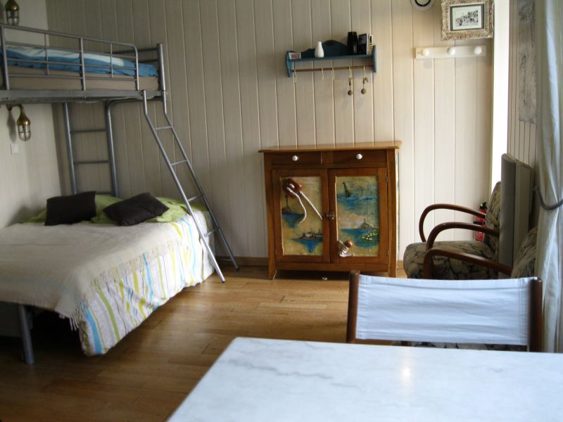 photo 6 Location entre particuliers Saint Malo studio Bretagne Ille et Vilaine chambre