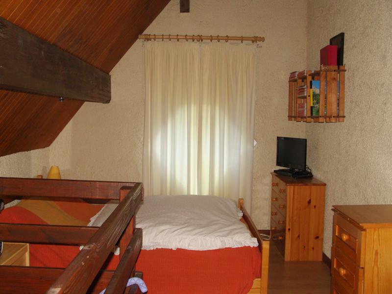 photo 6 Location entre particuliers Cauterets appartement Midi-Pyrnes Hautes-Pyrnes chambre