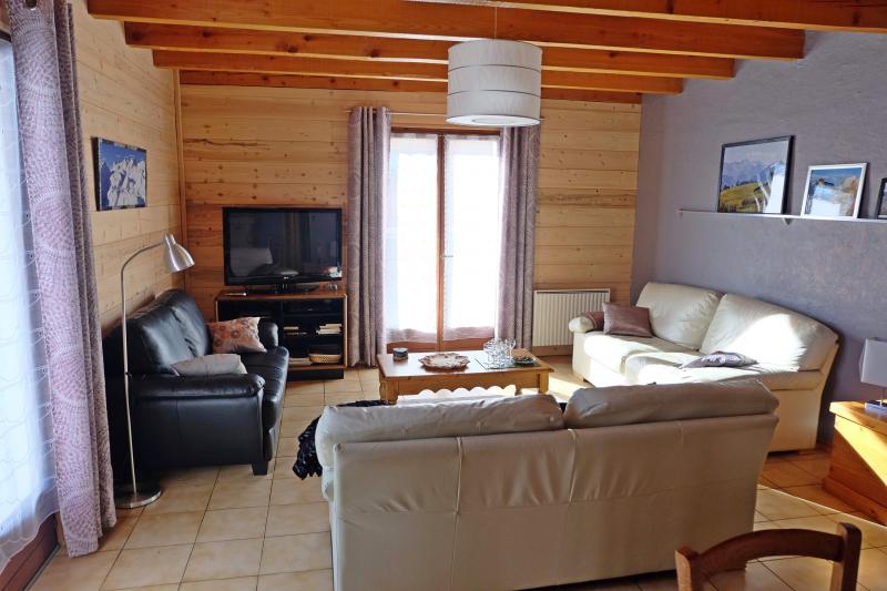 photo 3 Location entre particuliers Saint Sorlin d'Arves chalet Rhne-Alpes Savoie Salon