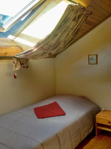 photo 10 Location entre particuliers Bourg saint Maurice appartement Rhne-Alpes Savoie chambre 1