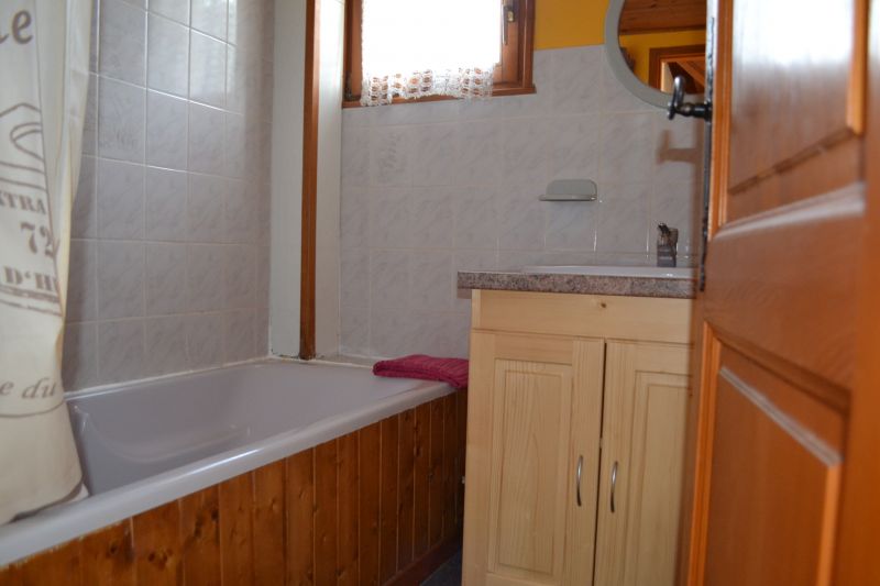 photo 5 Location entre particuliers Grardmer appartement Lorraine Vosges salle de bain